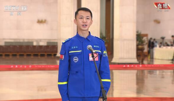 党代表2.jpg