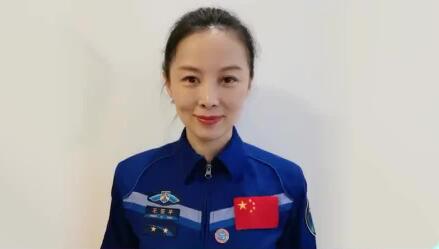 王亚平.jpg